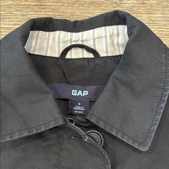 Vintage Y2K Gap Women's Size 6 Rain Trench Coat with Zipper Buttons Blue inside - Picture 3 of 13